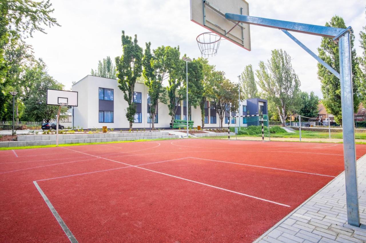 Ciszterci Rendezvenykoezpont Bed & Breakfast Balatonalmádi Екстериор снимка