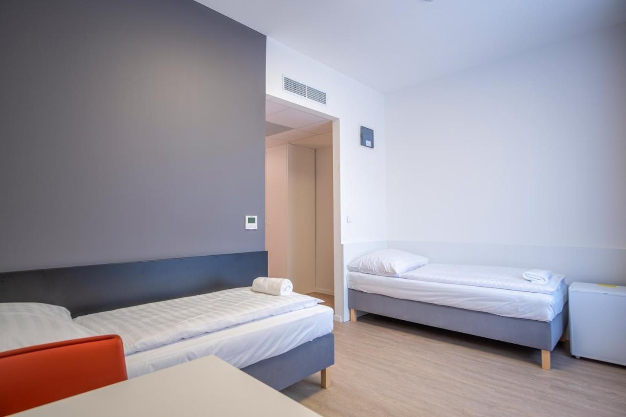 Ciszterci Rendezvenykoezpont Bed & Breakfast Balatonalmádi Екстериор снимка